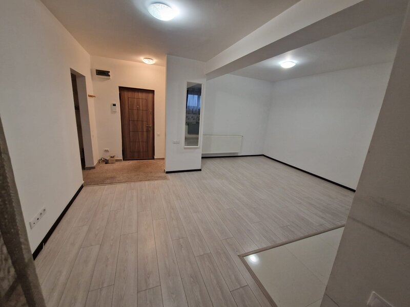 Militari, Mall Plaza,